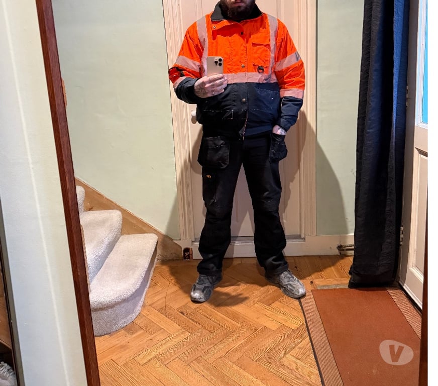  Gay massage East London Canary Wharf - East London - Photos for A big scaffolder guy