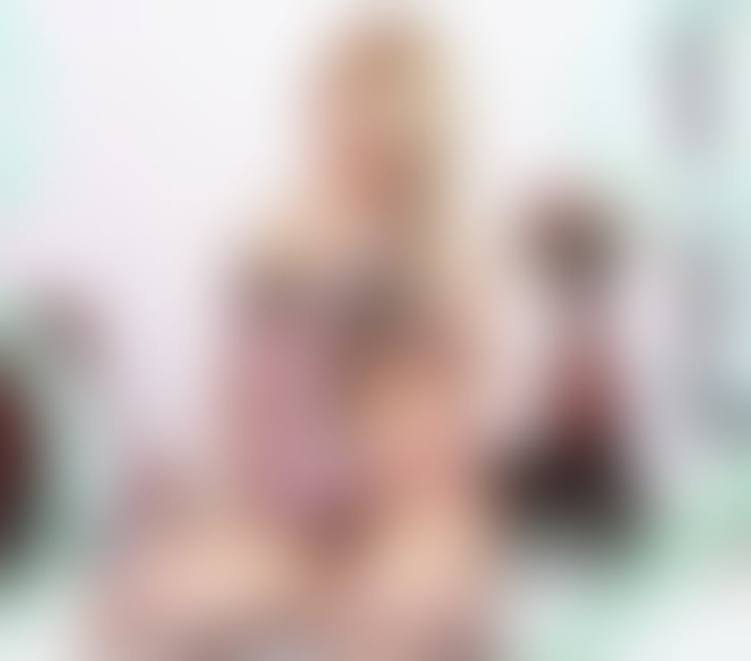 HOT NEW in TOWN❤️❤️PARTY,GIRL Outcall