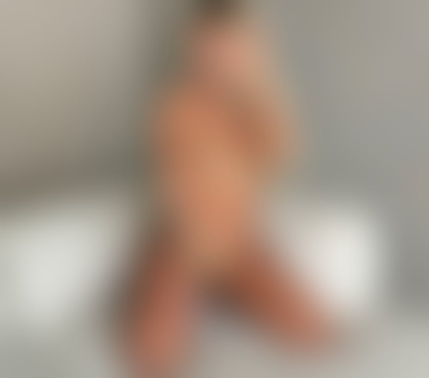 Escorts Surrey Guildford - Photos for Only Outcall xx call me for the best night ❤️🤍