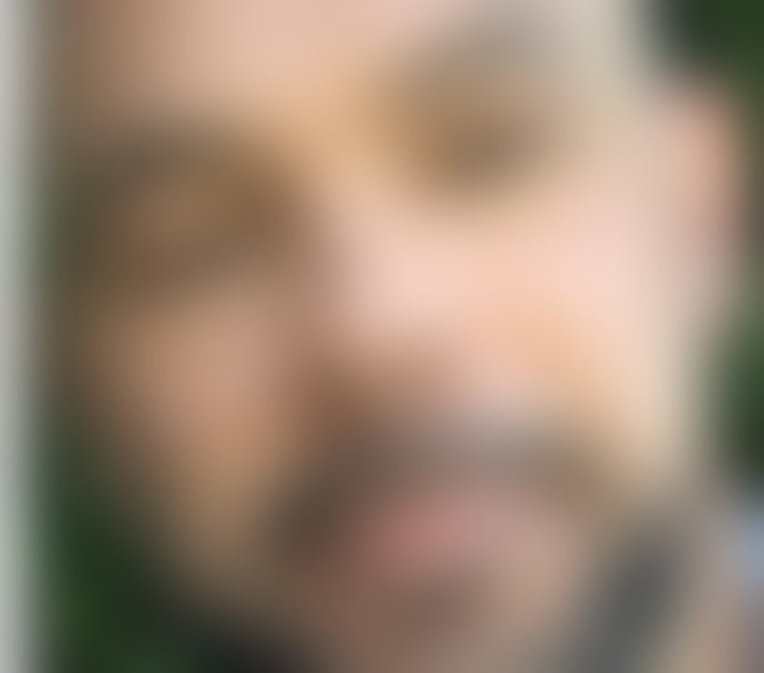 Straigh guy looking to meet ladies, couples