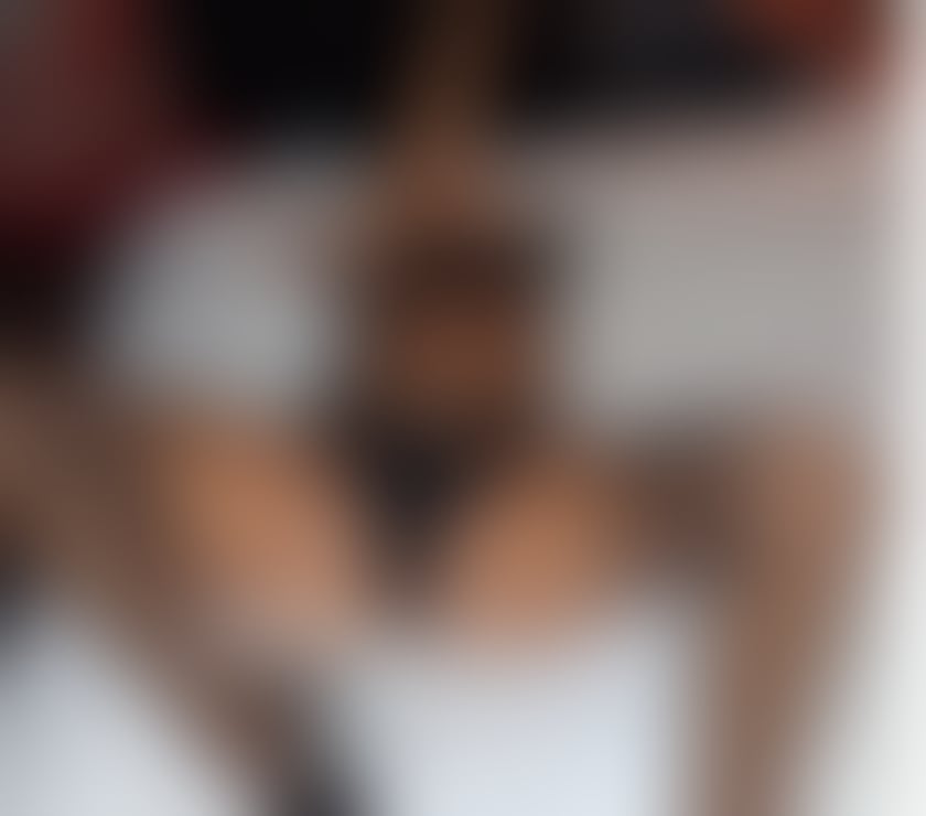 Escorts Greater Manchester Tameside - Photos for English sexy Elisse. Village hotel all night