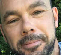 Straigh guy looking to meet ladies