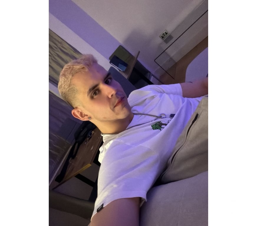  Gay massage Central London Fitzrovia - Central London - Photos for Hot Brazilian Top Masculine Available