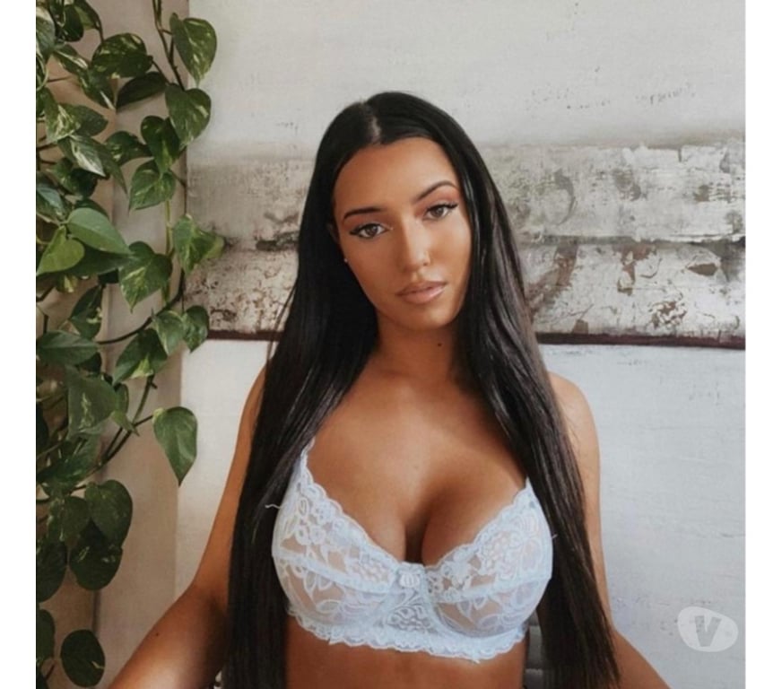 Escorts Hampshire Rushmoor - Photos for I'm very hot Latina x Valentina x with a naughty body