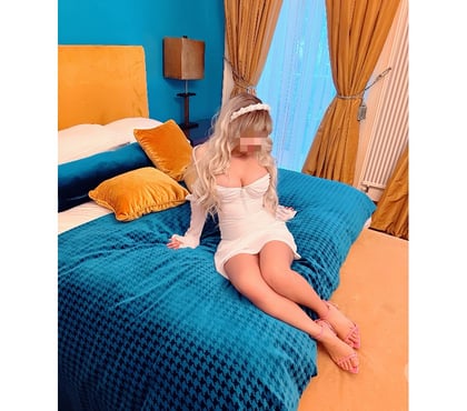 Photos for Isabela Petit Girl 100% Real Photos