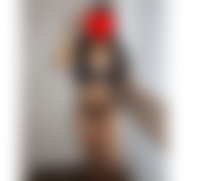 Rebeca first time in the city. Gfe