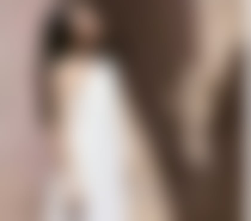 Escorts Norwich Over The Water Norwich - Photos for Elegant Asian Escorts + Premium Massage