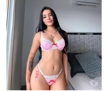 Escorts Penge West Station South East London - Photos for BRUNA BABY FACE 22 y🥰SEXY LATINA