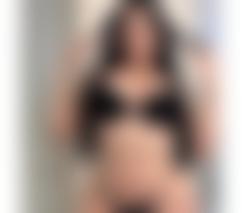  Escorts & Erotic Massage Cathays Cardiff - Photos for Desy 🔞 BIG NATURAL TITS 🤯 AMAZING SLOPPY