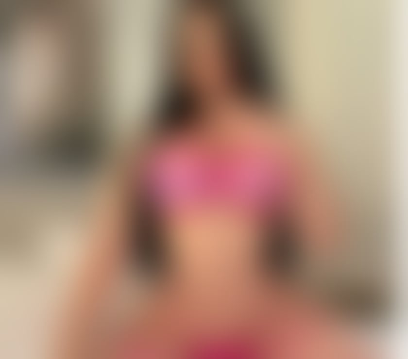 Escorts Cardiff Cathays - Cardiff - Photos for Desy 🔞 BIG NATURAL TITS 🤯 AMAZING SLOPPY