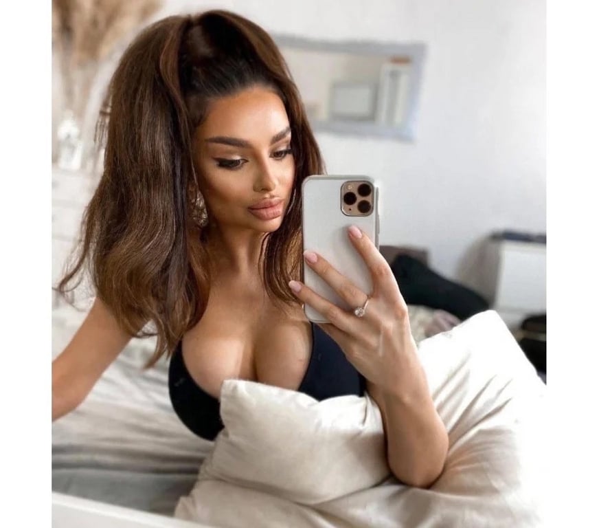 Escorts Windsor and Maidenhead Ascot - Windsor and Maidenhead - Photos for 🌹 Elegant Asian Companion London 💕