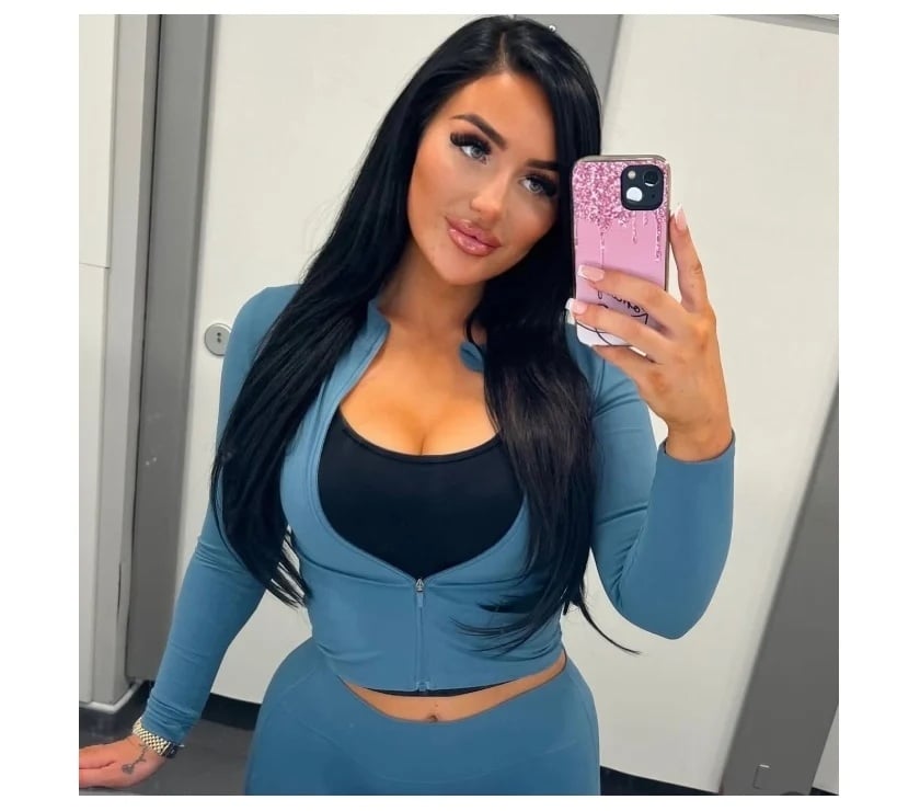Escorts Windsor and Maidenhead Eton Wick - Windsor and Maidenhead - Photos for 🔥 Ema 💋 Exclusive Outcalls in Cranford & Hounslow