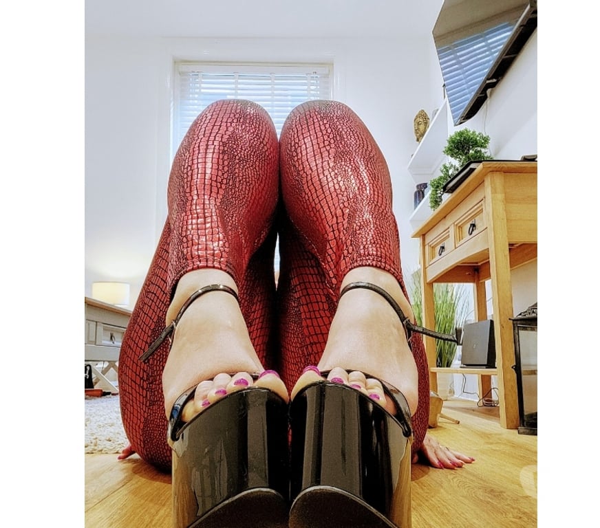 Adult Entertainment Tyne and Wear Newcastle upon Tyne - Photos for English curvy queen online and content