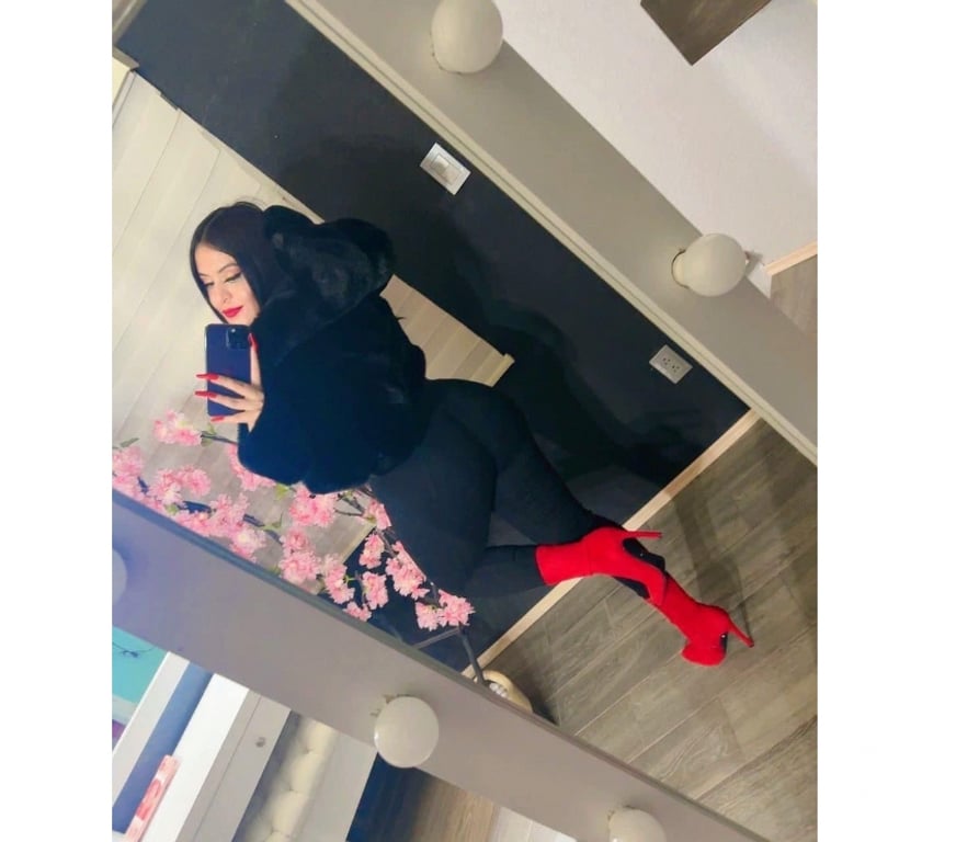 Escorts North West London Cricklewood - North West London - Photos for HELENA🇧🇷 GOOD VIBES 🔞PARTY GIRL 🪅🎉