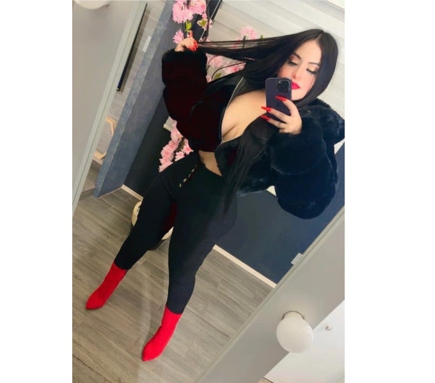 Escorts North West London Cricklewood - North West London - Photos for HELENA🇧🇷 GOOD VIBES 🔞PARTY GIRL 🪅🎉