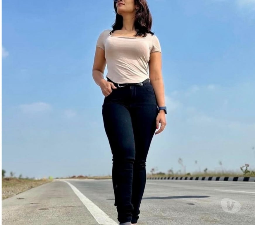 Escorts East London Havering - Photos for Young south indian relaxing massage new in town