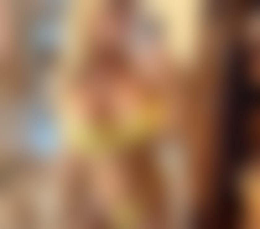 Livia 💕 Party girl 🍭 Elegant Brazilian 💕