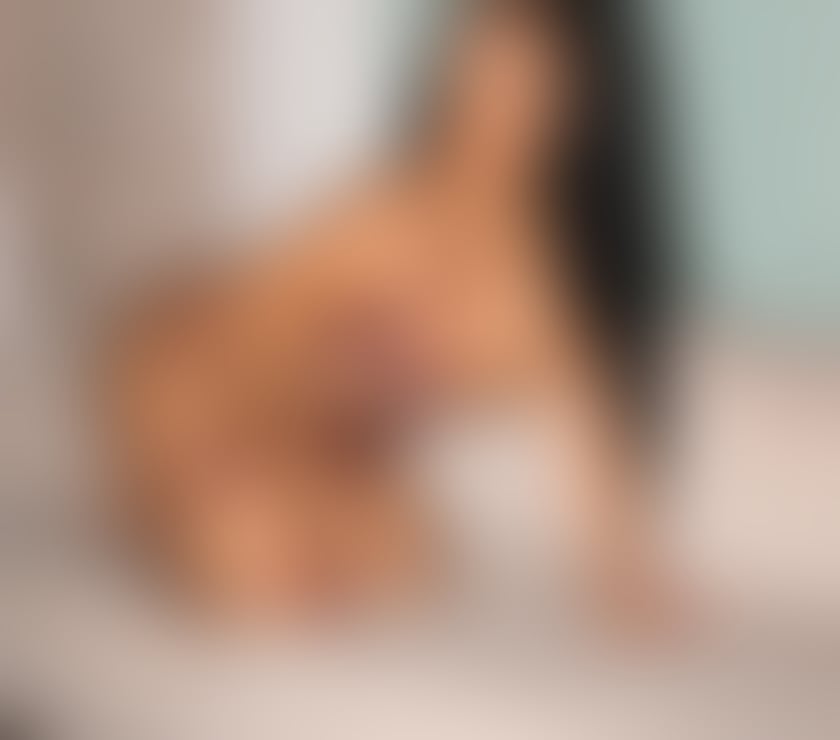 Escorts East London Redbridge - Photos for BIG BUM LADY KEILA FIRST TIME 💋