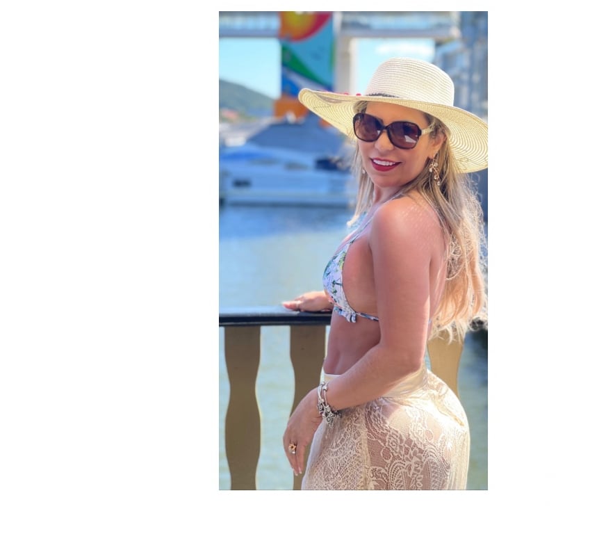 Escorts Bedfordshire Central Bedfordshire - Photos for LARISSA BIG BUM PARTY