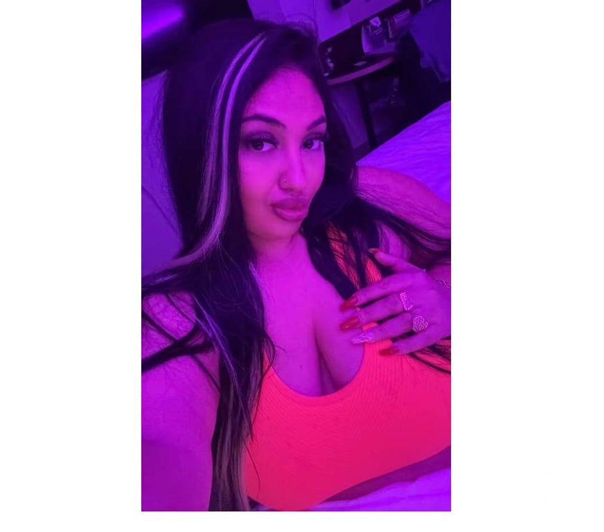 Escorts Wiltshire Swindon - Photos for ❤️Hi I’m Amy 👅OWO Party girls 🥂