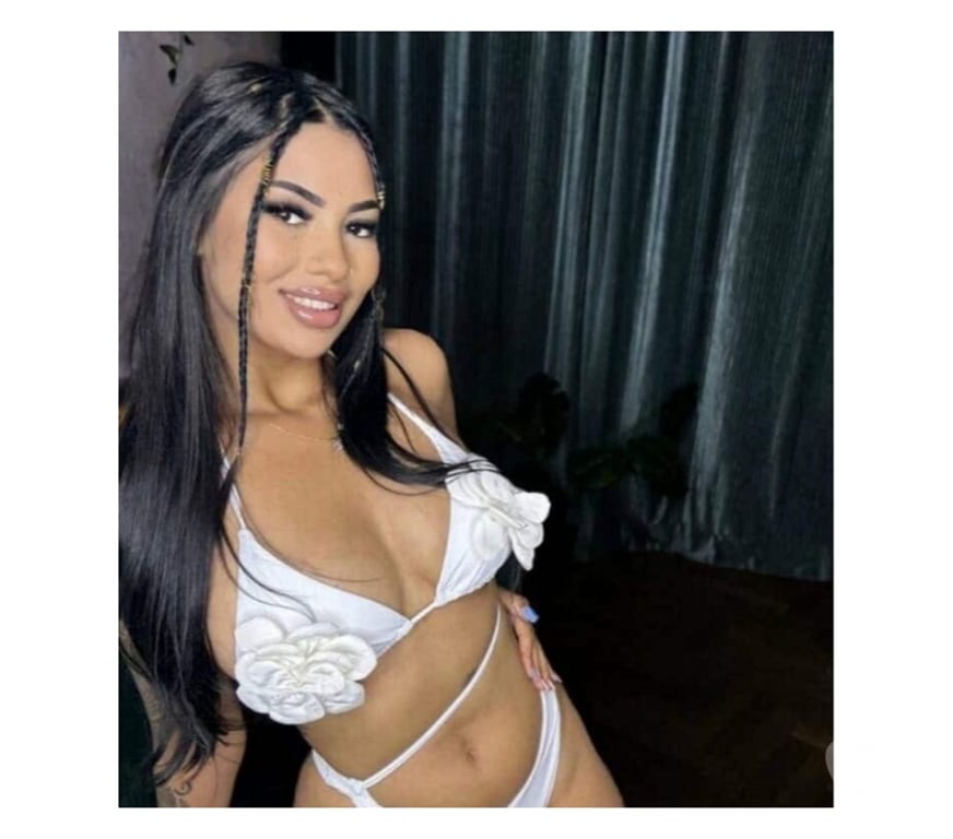 Escorts West Yorkshire Kirklees - Photos for 💎EMMY FIRST TIME IN CITY PARTY GIRL BOOK NOW💎