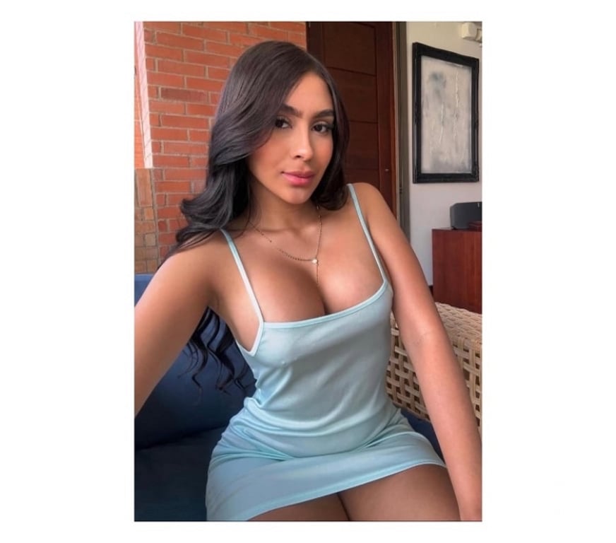 Escorts South West London Battersea - South West London - Photos for Aghata 🦋🧁best owo💦party girl 🎉