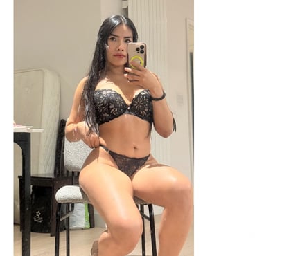 Escorts Canary Wharf East London - Photos for Naughty Brunette 24HR 😈🍑 Big ass 🥳 Party available