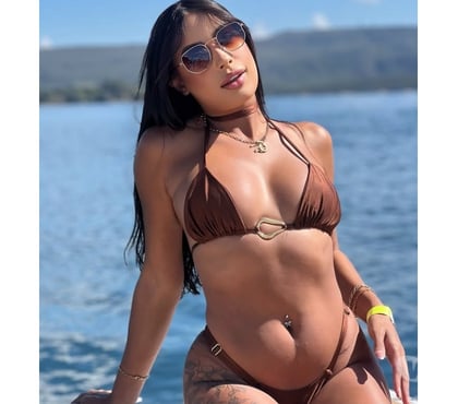 Escorts Enfield Wash Enfield - Photos for The girl of your dreams is in town. ❤️😌