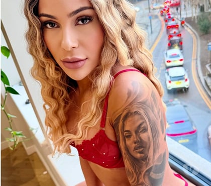  Escorts Manchester City Centre Manchester - Photos for Sol Bortoluzziii