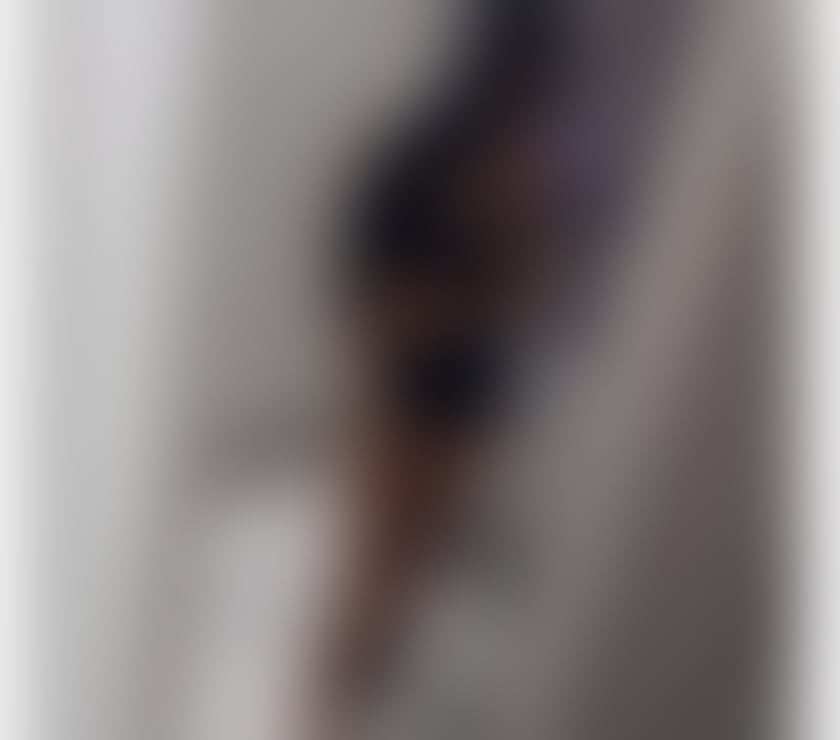 Escorts Tyne and Wear Newcastle upon Tyne - Photos for New in town I'm Petite Discreet Real brunette