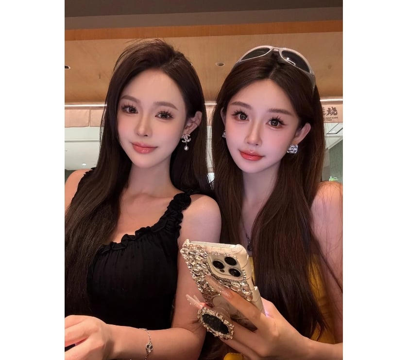 Escorts York City Centre York - Photos for 💋Cute sexy Asian girls New in this city 💋💋