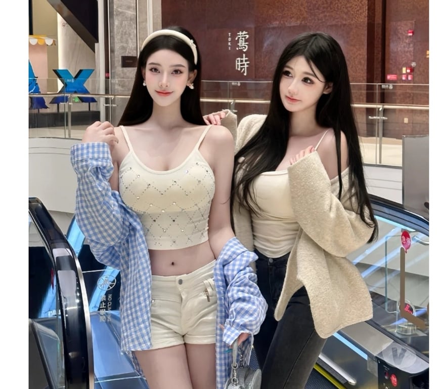 Escorts York York City Centre - York - Photos for 💋Cute sexy Asian girls New in this city 💋💋