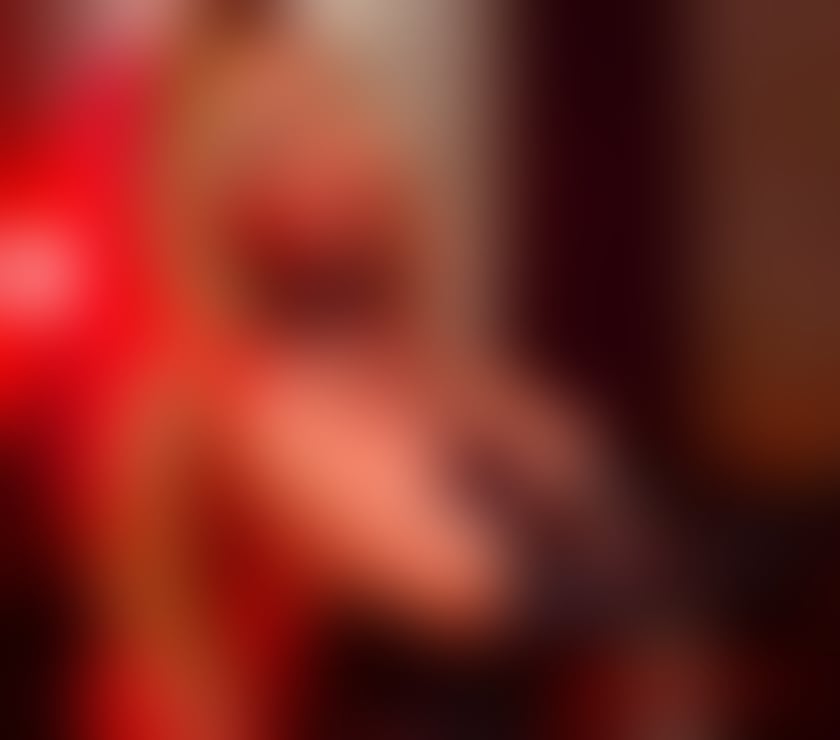 Trans Escorts West Midlands Coventry - Photos for Restless blonde looking for a kitten