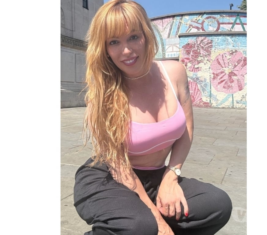 Trans Escorts South East London Croydon - Photos for VICTORIA TS IN CROYDON MASSAGE WITH OIL