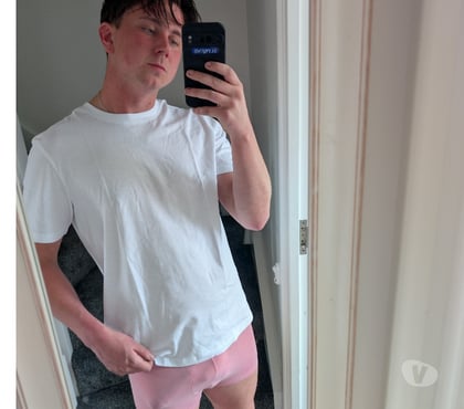 Gay Escorts Abbey Road North West London - Photos for Your secret young, slim, blue eyed boy😈 ONLINE🟢