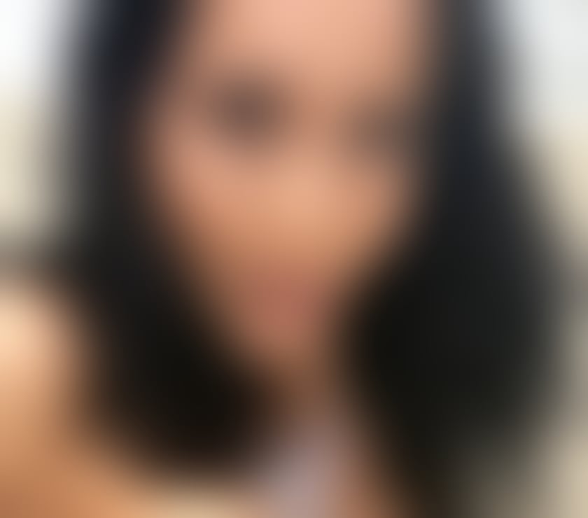 Trans Escorts Finchley North London - Photos for I am sensual and affectionate in touch.