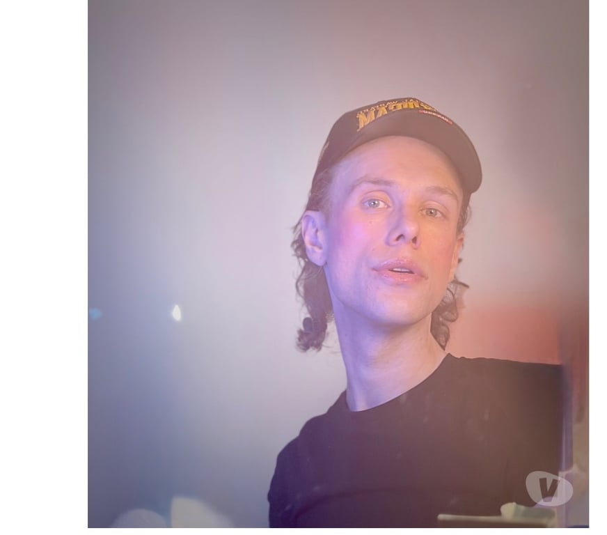  Gay massage Central London Soho - Central London - Photos for Slim, Super Smooth, Sub Bottom