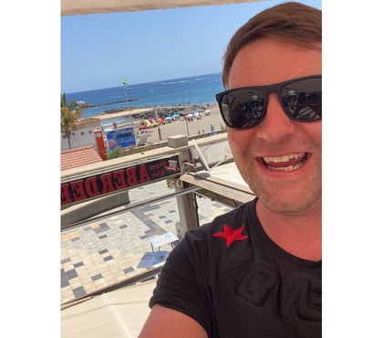 casual encounters Halifax Calderdale - Photos for I’m your fun loving gentleman with an edge.