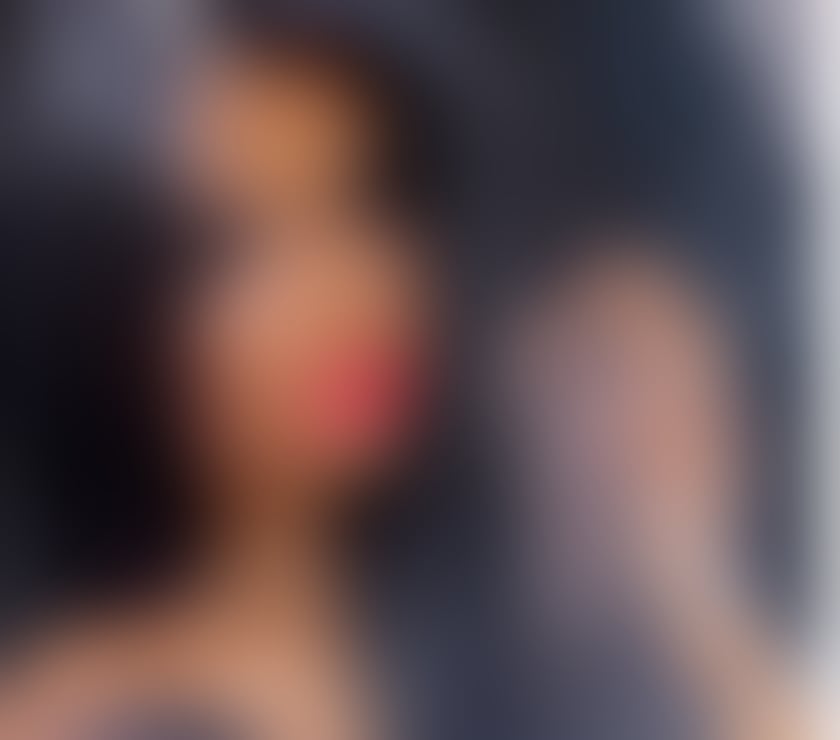 Creative Online Content Creator – Friendly & Engaging