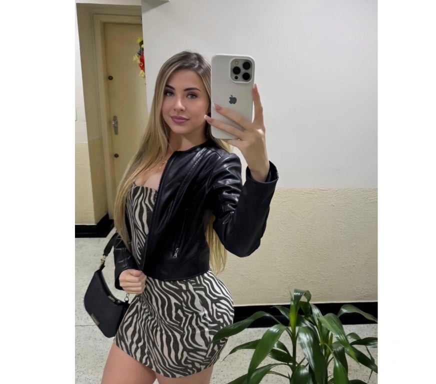 Escorts Kent Maidstone - Photos for KARLA'S FIRST TIME IN THE CITY ❤️ PARTY 🔥 NO RUSH