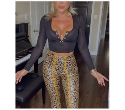 Escorts and Massages Handbridge Cheshire West and Chester - Photos for Gabriella Petite Party Fun 😘