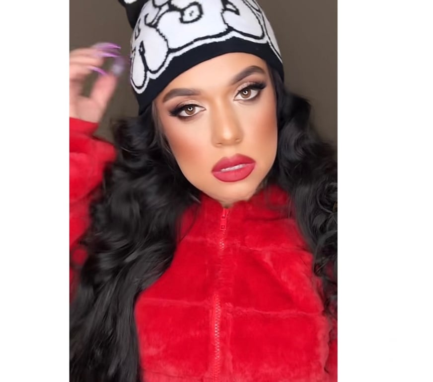 Adult Entertainment Central London Aldwych - Central London - Photos for Texting Midget Queen contact me on whatsapp