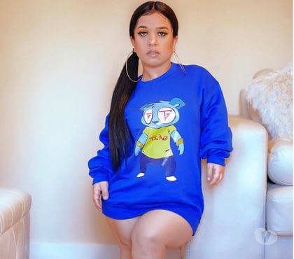 Adult Entertainment Aldwych Central London - Photos for Texting Midget Queen contact me on whatsapp