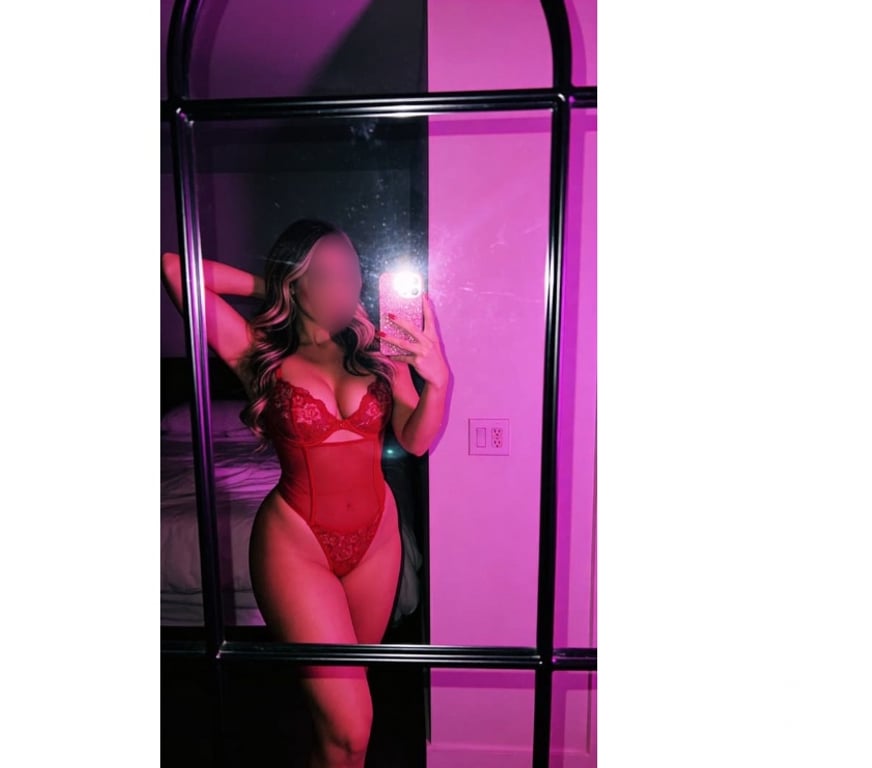 Escorts West Yorkshire Leeds - Photos for Leeds Escort – English Busty Blonde LS16 - Independent