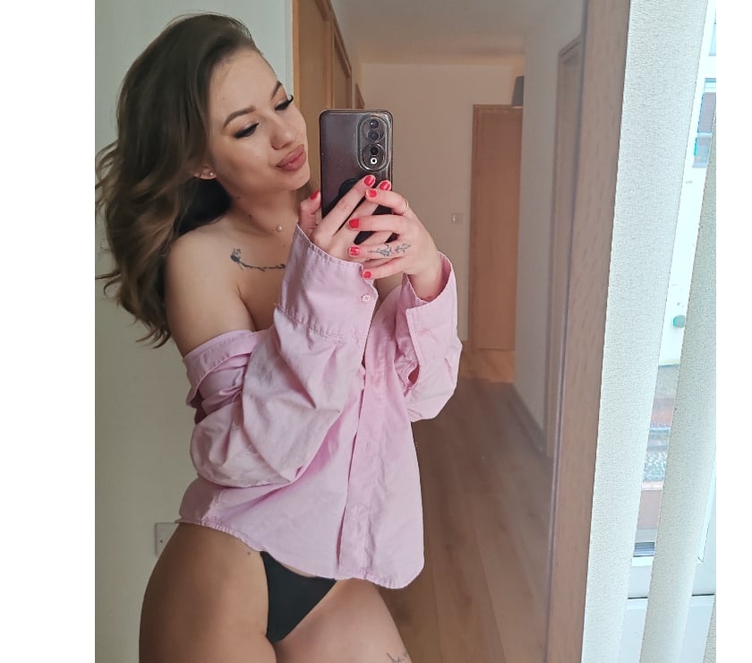 Escorts Surrey Surrey Heath - Photos for Hi➡️Im Melina enjoy together➡️💯 real pic's‼️