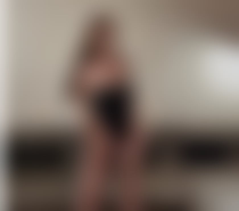 Hi new in town emma no rush services party