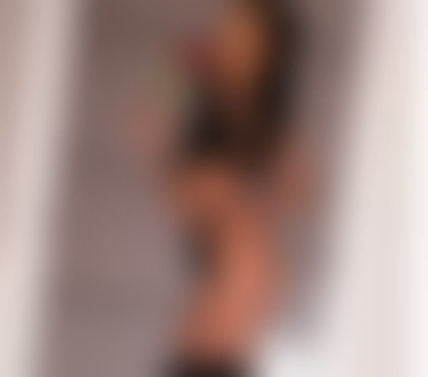 Escorts West London Hounslow - images_alt_text ❤️Hi I’m Xonia👅OWO🥂PARTY👿