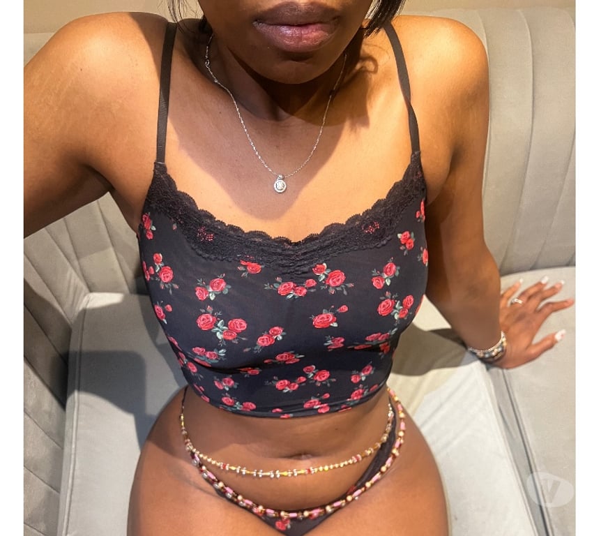 Escorts West Yorkshire Leeds - Photos for Massage Therapist Duo BJ Queen Full service