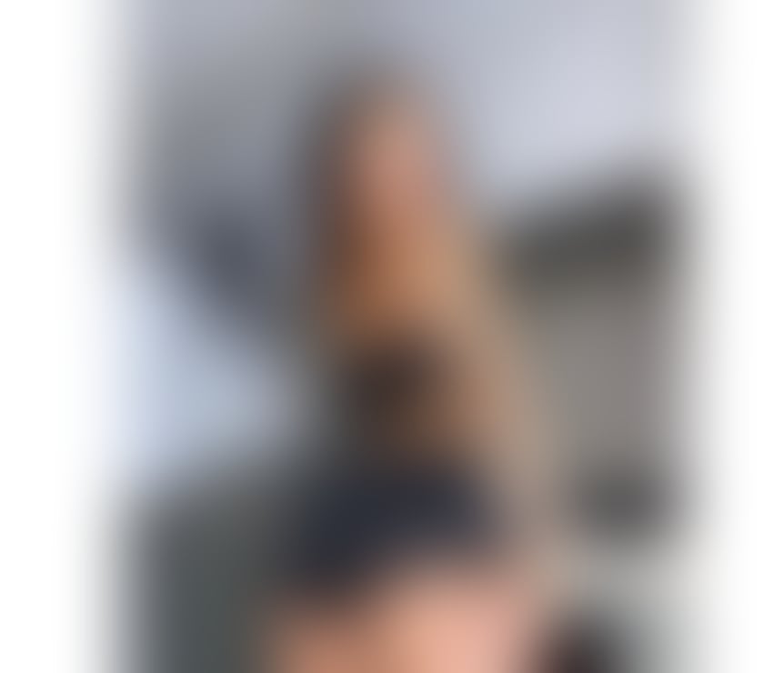 Escorts Surrey Epsom and Ewell - images_alt_text Júlia blonde 🍯💷💃🏼