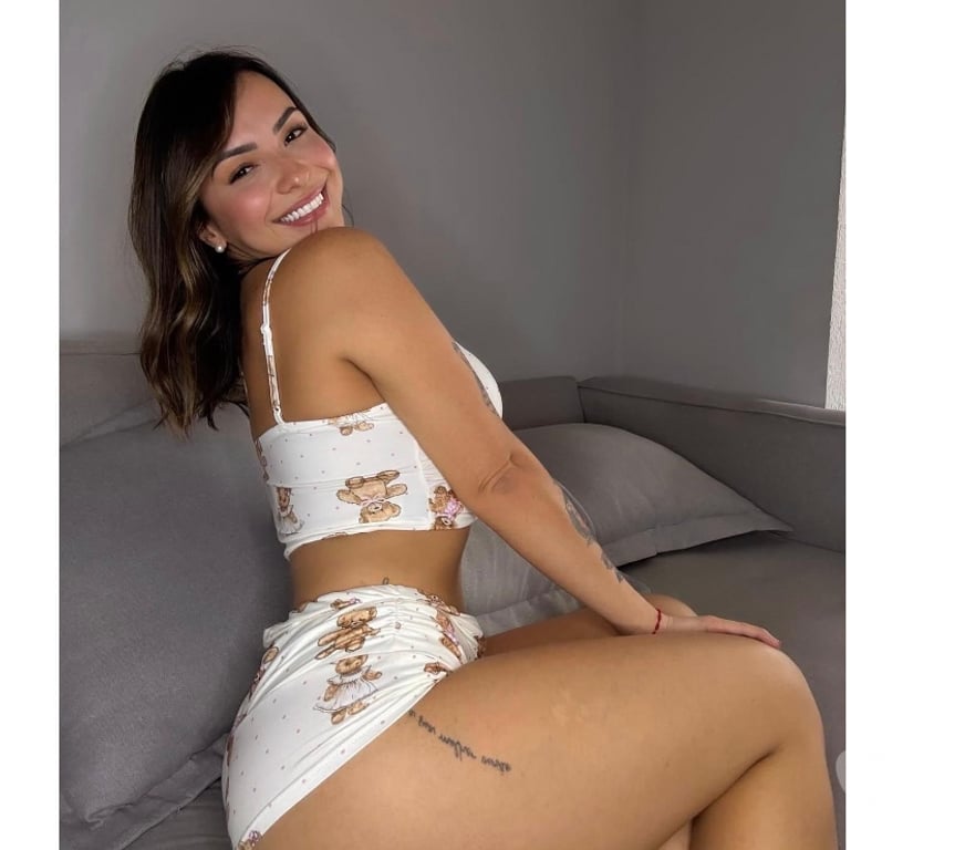 Escorts Surrey Epsom and Ewell - images_alt_text Júlia blonde 🍯💷💃🏼